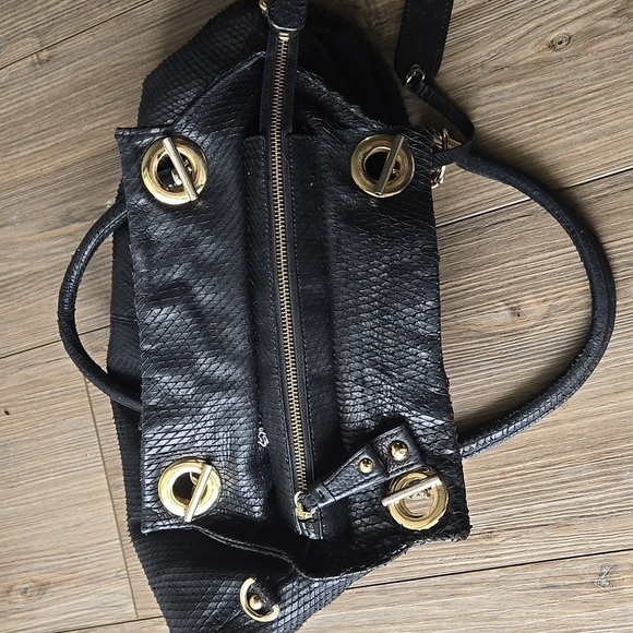 Cynthia Rowley Genuine Leather Snakeskin Print Satchel - Picture 4 of 7